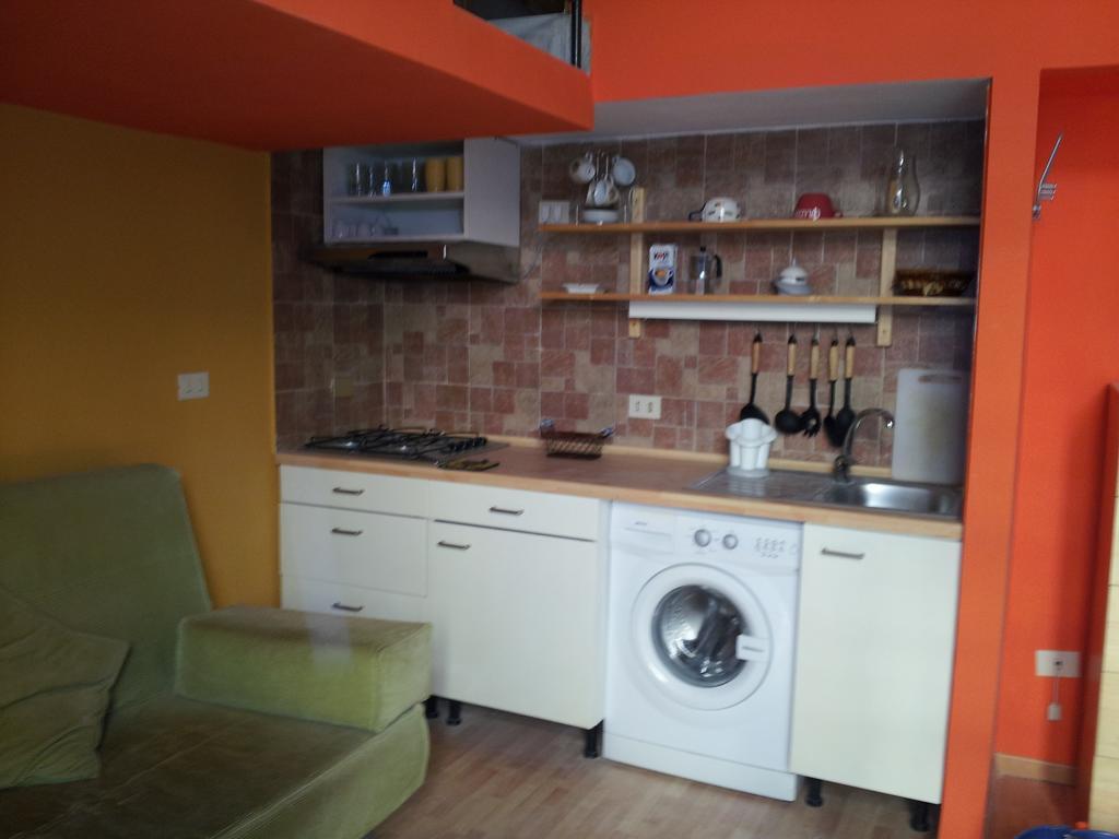 Guide Tour Apartments Неаполь Екстер'єр фото